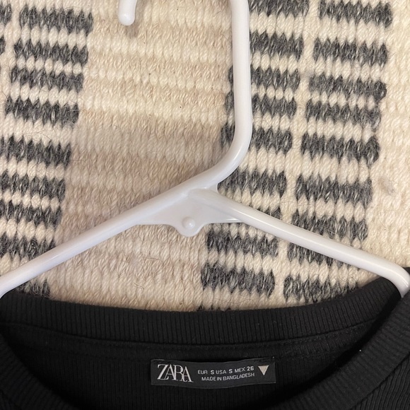 Zara tee shirt dress with side runched drawstring ties - Picture 4 of 5